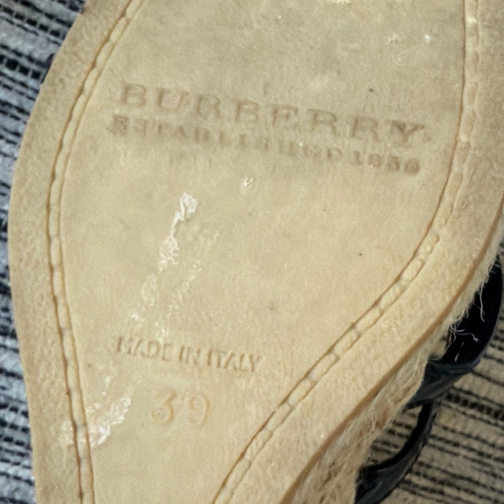 Burberry Nova Check Plaid Espadrille Wedge Sandal Shoes Patent Leather 39 8.5 9 - Picture 6 of 9